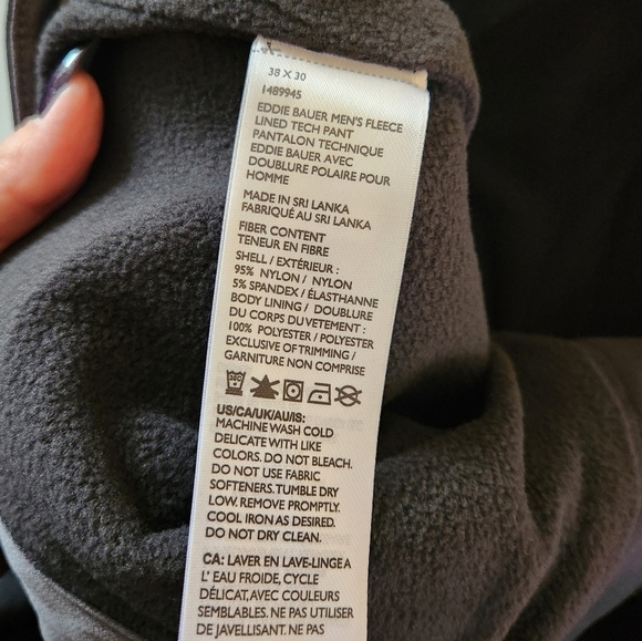 Eddie Bauer Black Fleece Lined Tech Pants Size 38x30 Cargo Outdoor Hiking New - Picture 9 of 14